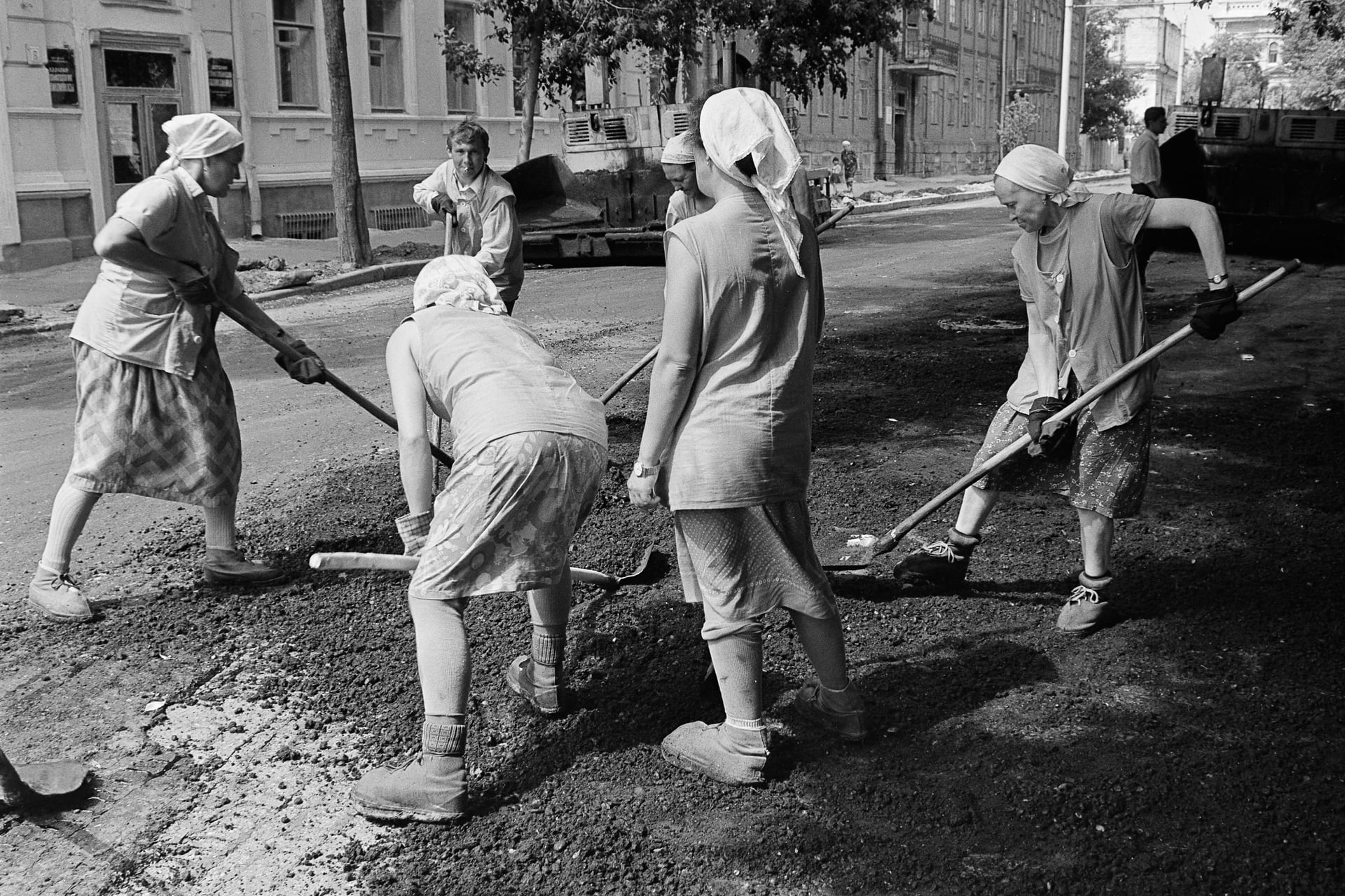 Women Road Workers. Kazan